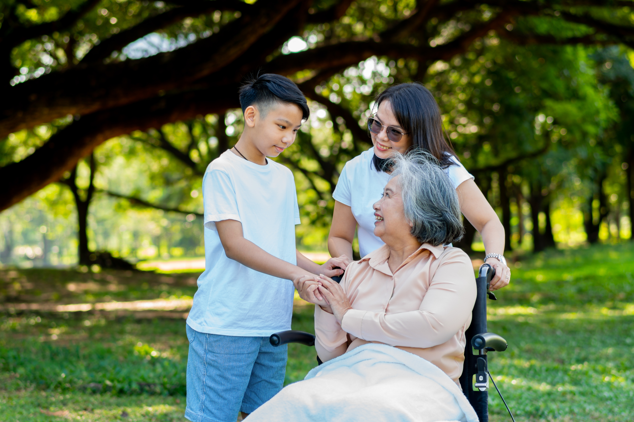 Family discussing how to choose dementia care together at home