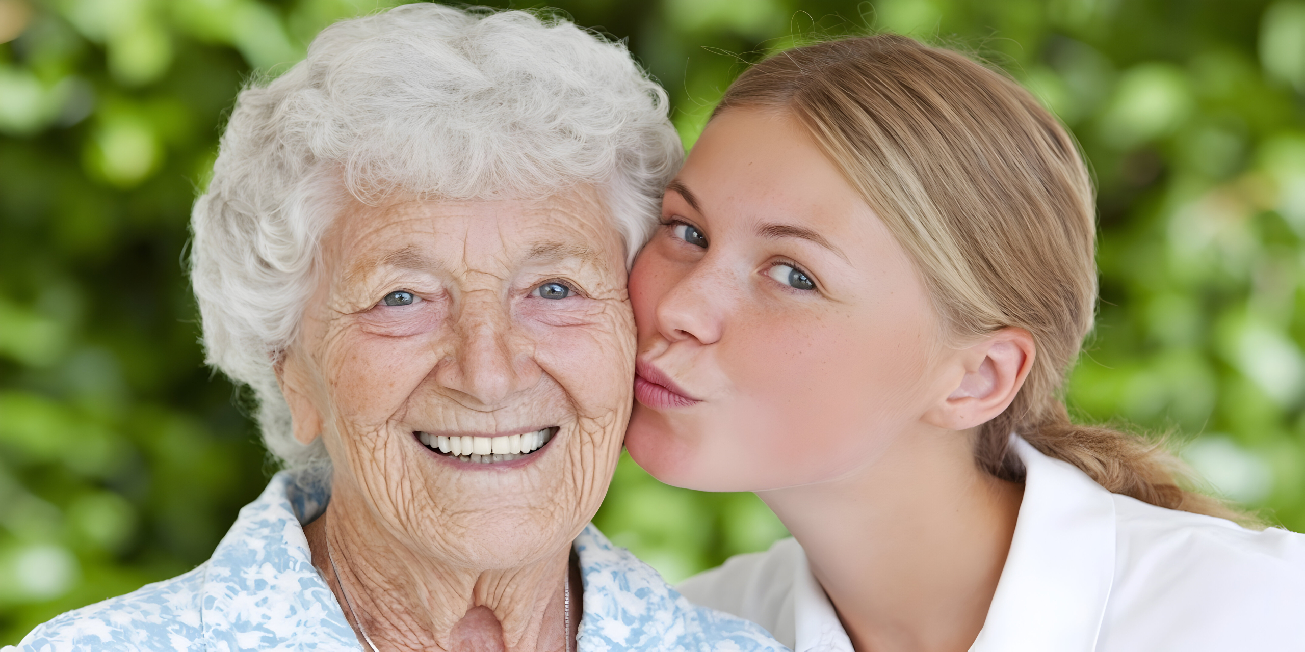 dementia-carer-training-for-families-guide Family carer using dementia carer training for families skills at home